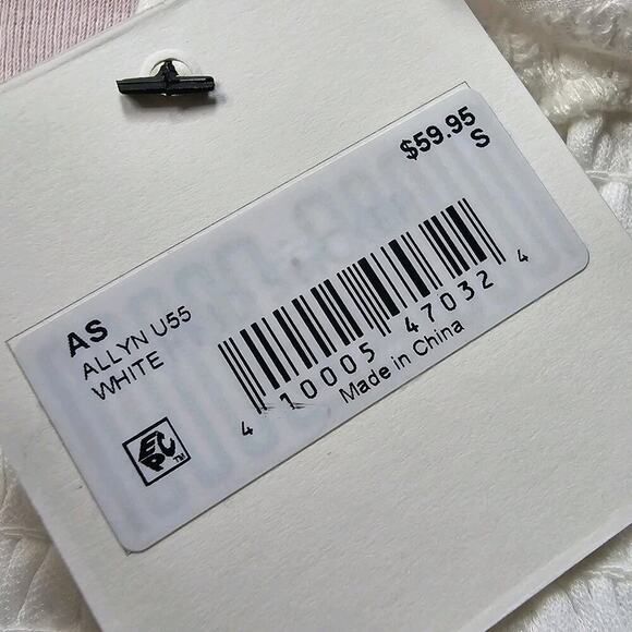 Altar'd State Cotton Shell White Eyelet Crop Top New Size Small - Picture 7 of 11